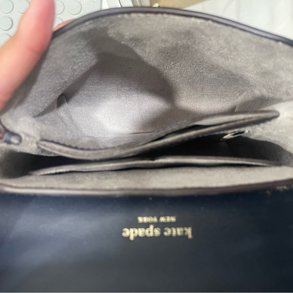 Kate Spade Romy Mini Croc Embossed Leather Bag - Like New- Navy 7×6.25 - Picture 7 of 9